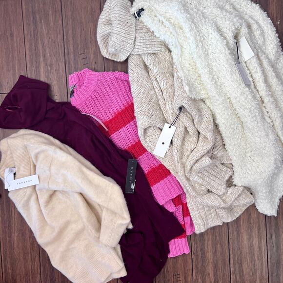 Cozy Sweater Bundle Reseller Box Size Small/Extra Small 5 Pieces Retail $415 - Picture 2 of 12